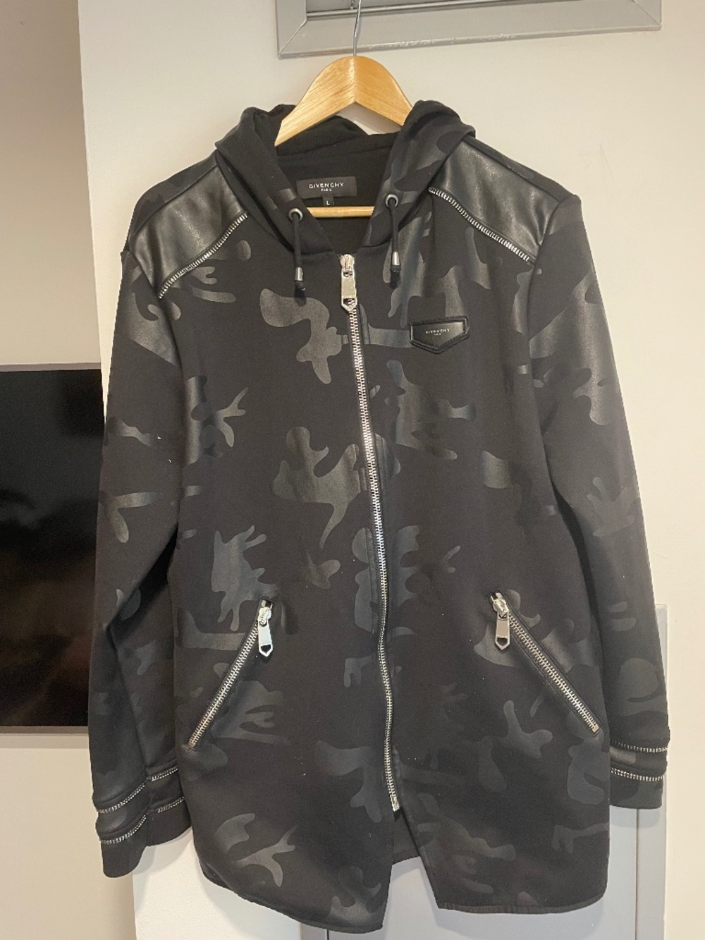 Givenchy men’s jacket , size L